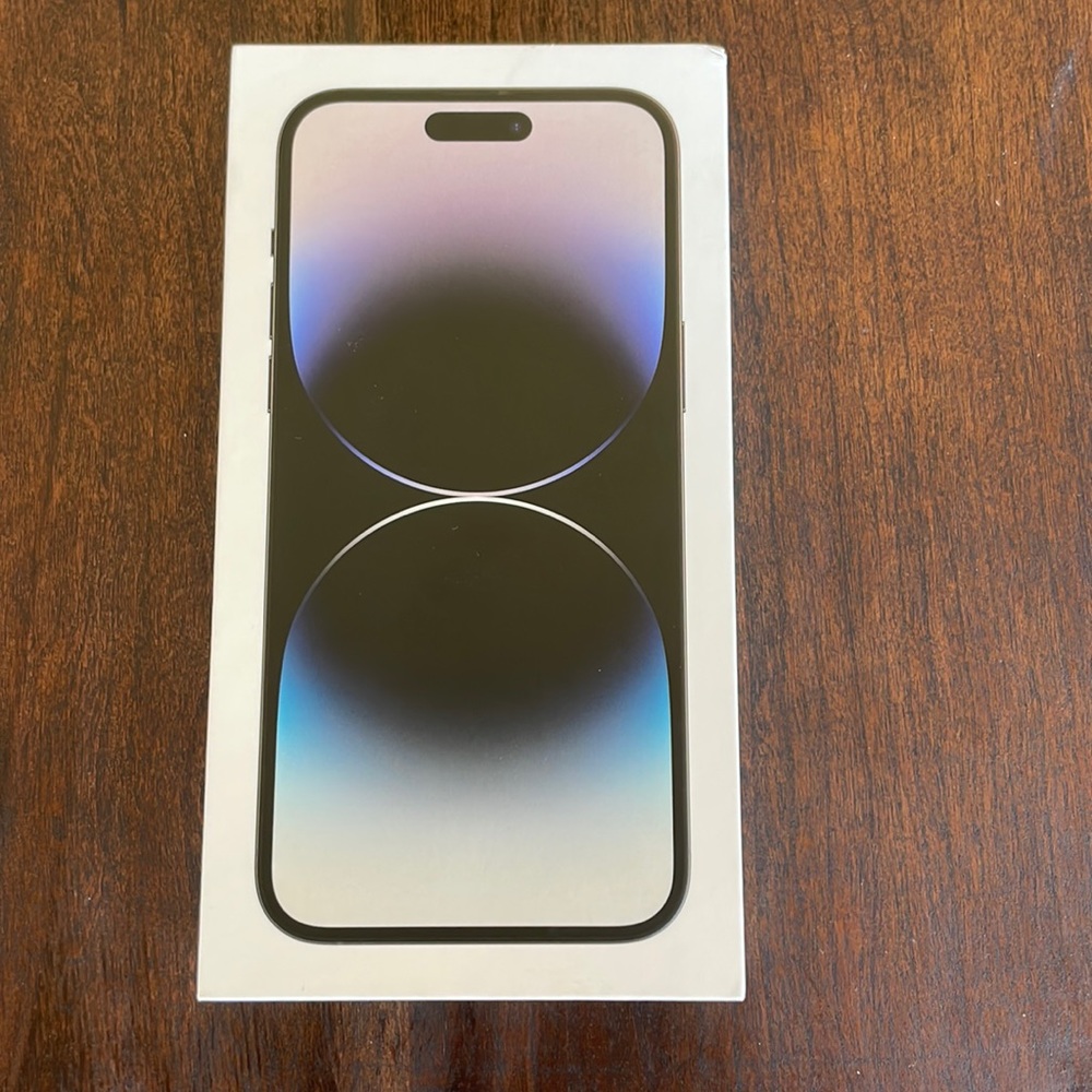 iPhone 14 empty box